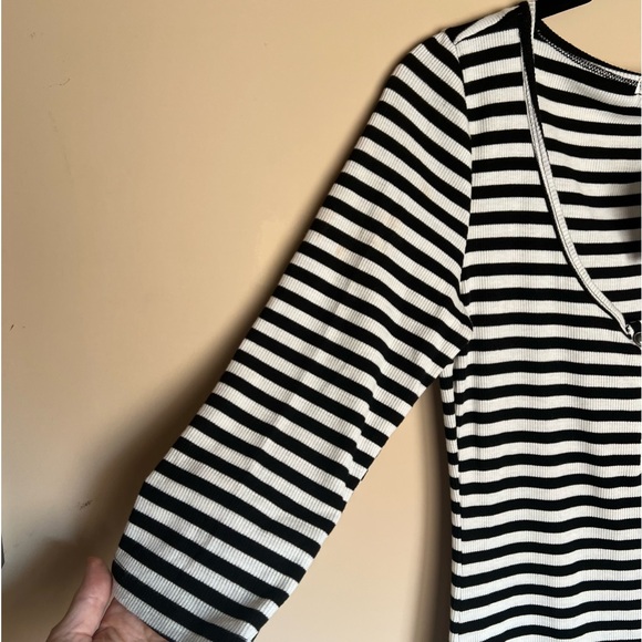 Heart & Hips black & white striped dress Midi Dress size 6 juniors Large NWT - Picture 2 of 9